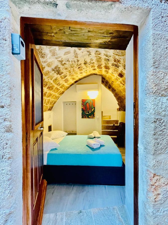 Vecchia Casa Kamara *