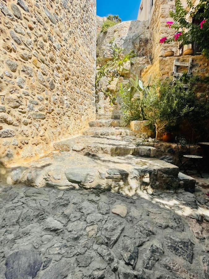 Vecchia Casa Kamara *